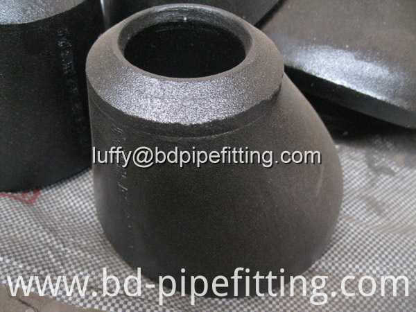 Alloy pipe fitting (376)